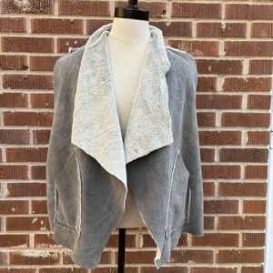 Faux Suede Cotton front pockets Gray open Vest Size 3